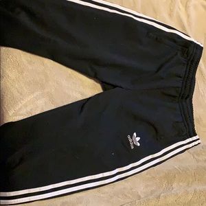 Adidas sweat pants (medium)